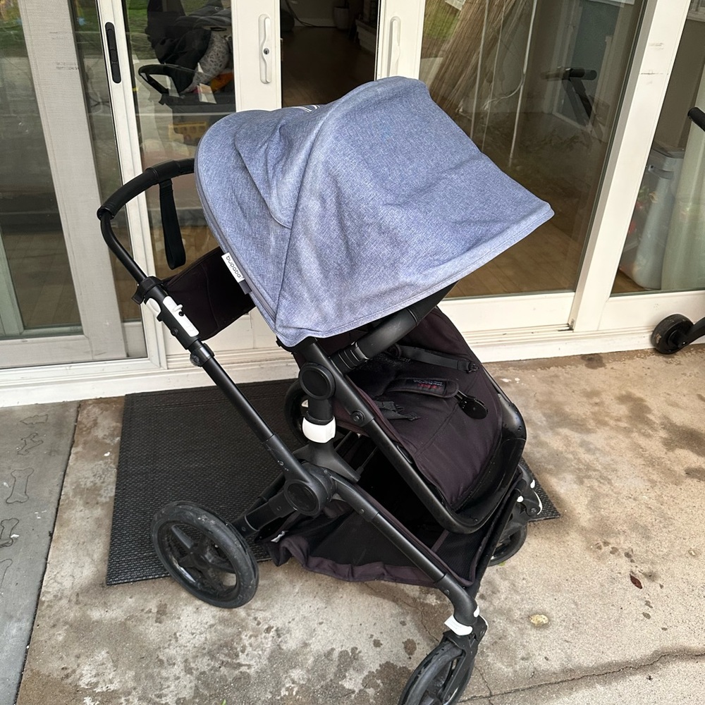 Bugaboo Fox 2 Bassinet(not Pictured) And Seat Stroller